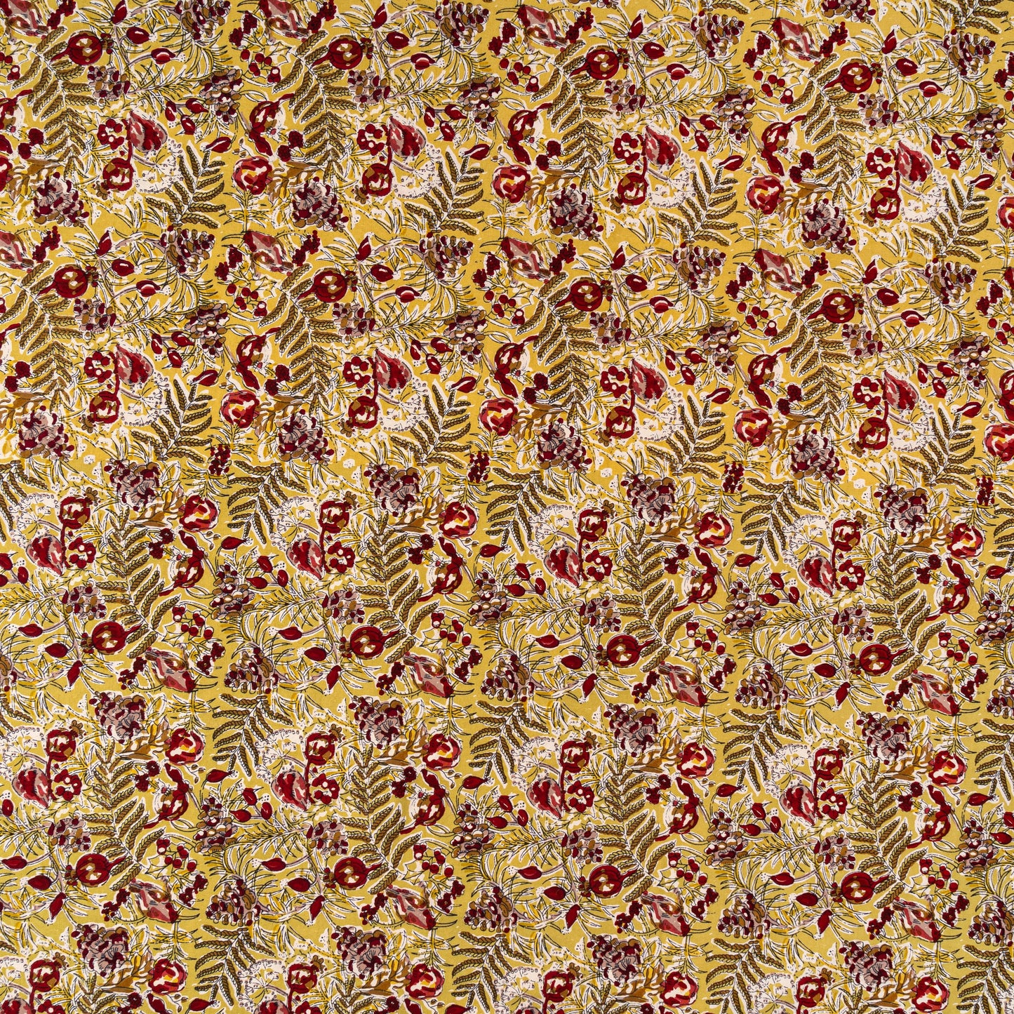 Winter Garden Red & Green Tablecloth 59" x 86"