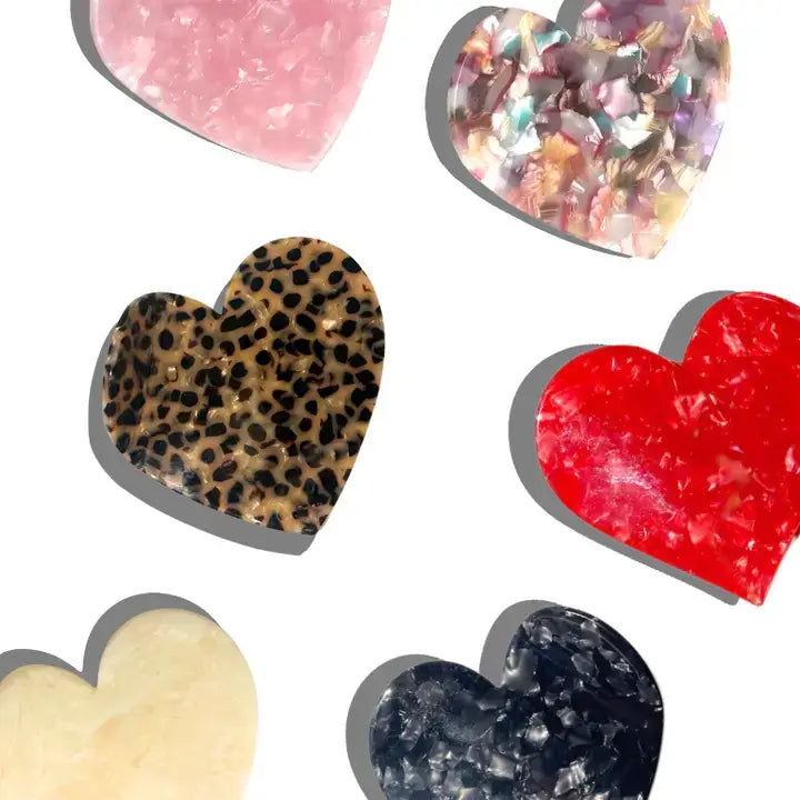 Heart Acetate Claw Hair Clip: Black