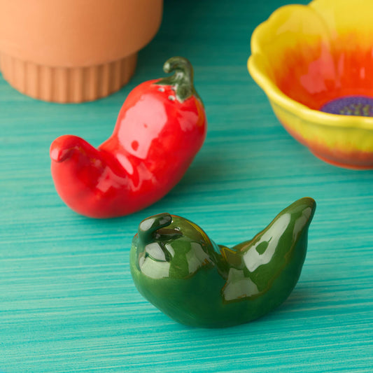 Spice Love 3-D Chili Pepper Salt and Pepper Set 4.5in