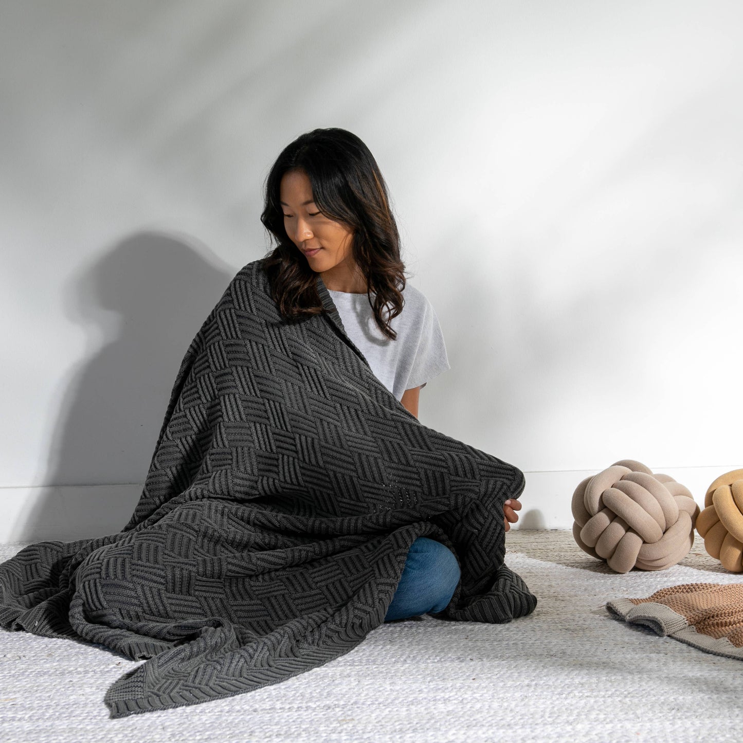 Washed Brick Blanket - Charcoal