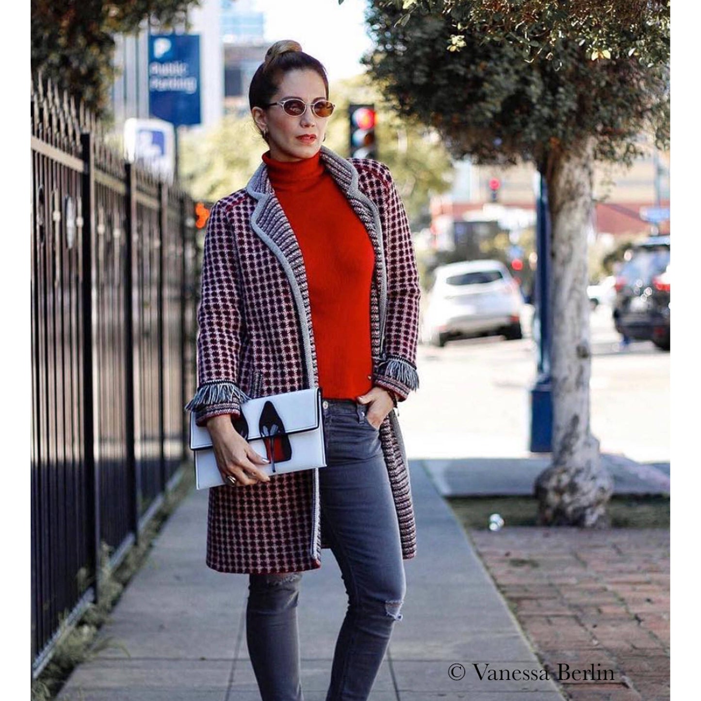 Heels: White / Full Size