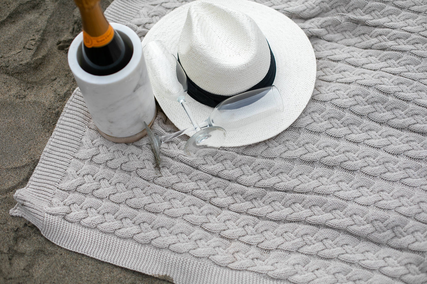 Double Cable - Linen Sand Mel