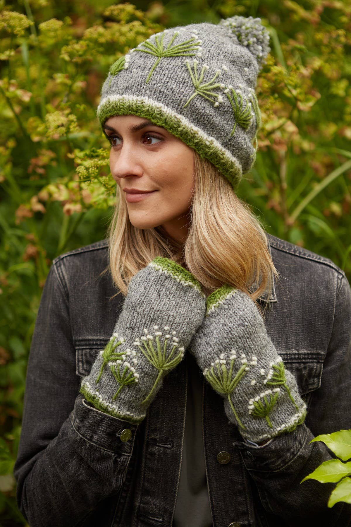 Granchester Cow Parsley Handwarmers