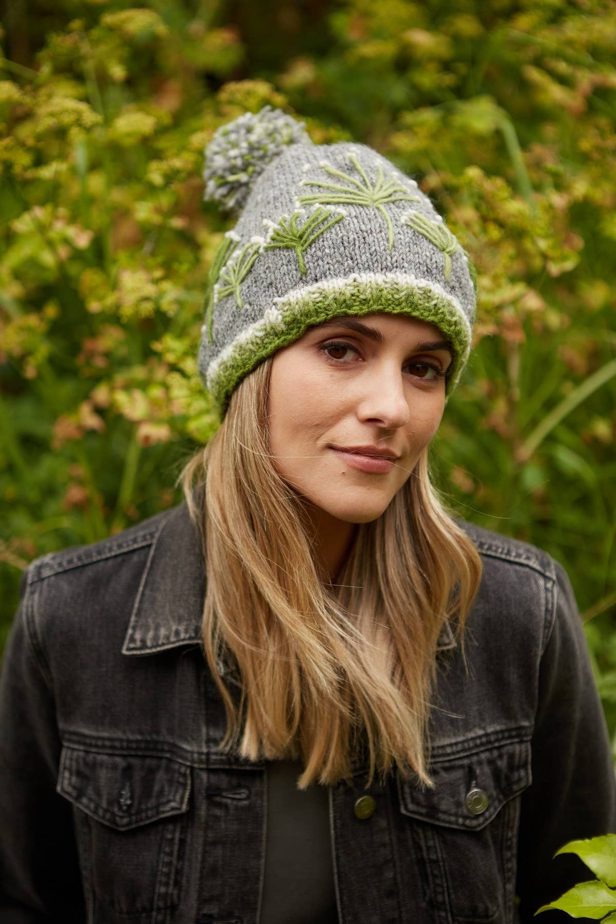 Granchester Cow Parsley Bobble Hat
