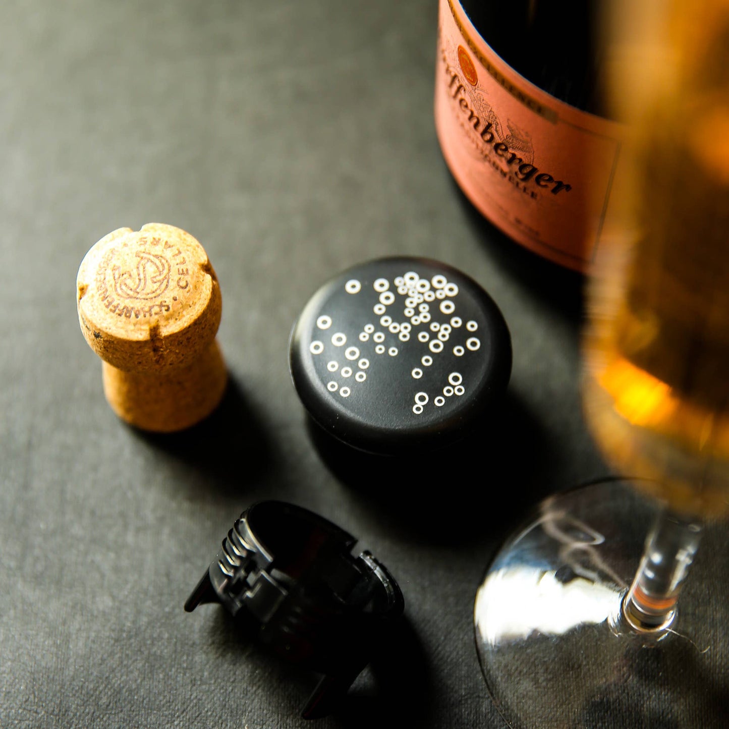 CapaBubbles Bubble Design Champagne Stopper