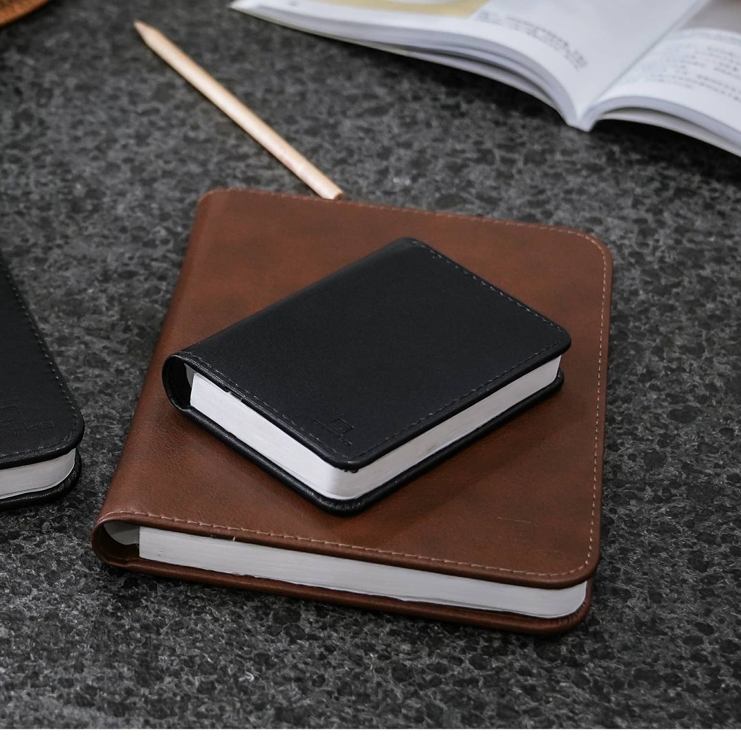 Leather Smart Book Light: Black Leather / Mini