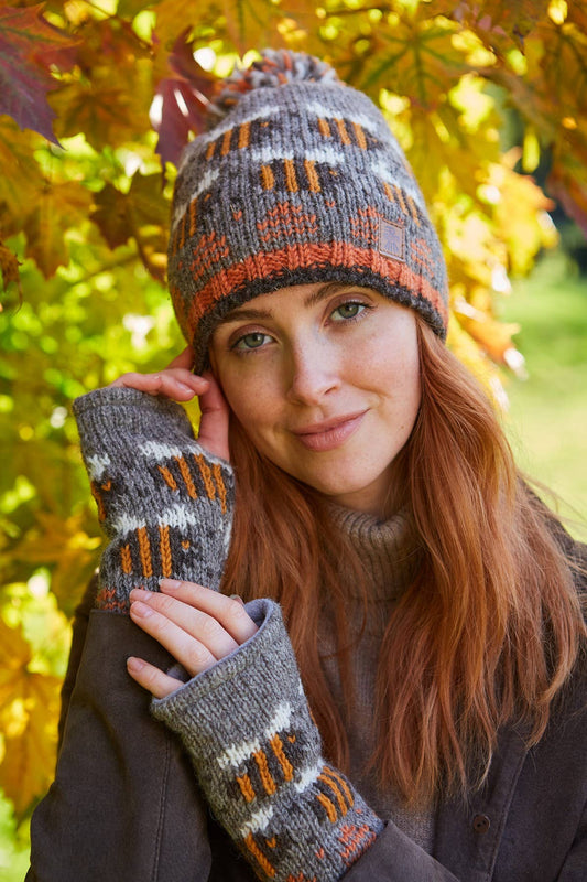 Beehive Handwarmer Bark