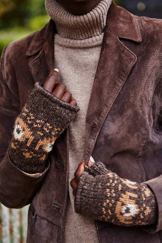 Pooch Dog Fingerless Gloves Bark Brown