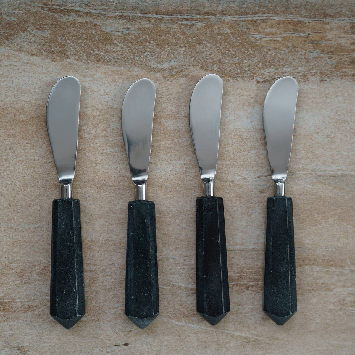 Black Marble Spreaders Set