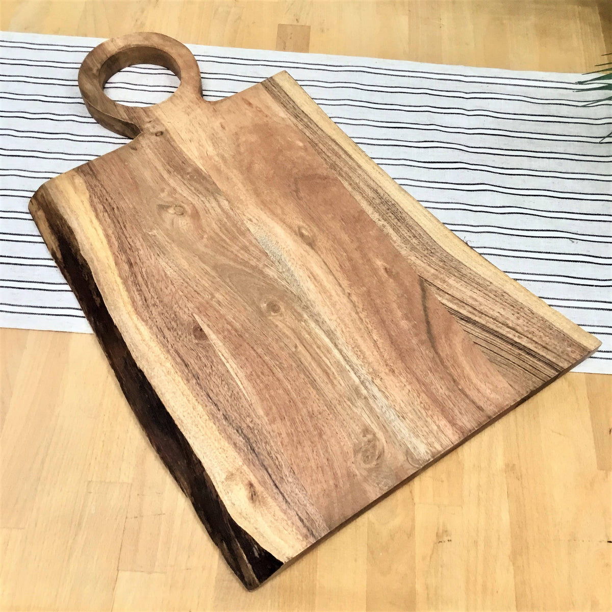 Small Live Edge Acacia Wood Cutting Board w/ Circle Handle