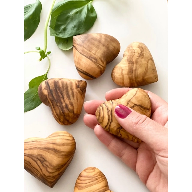 Olive Wood Mini Hearts